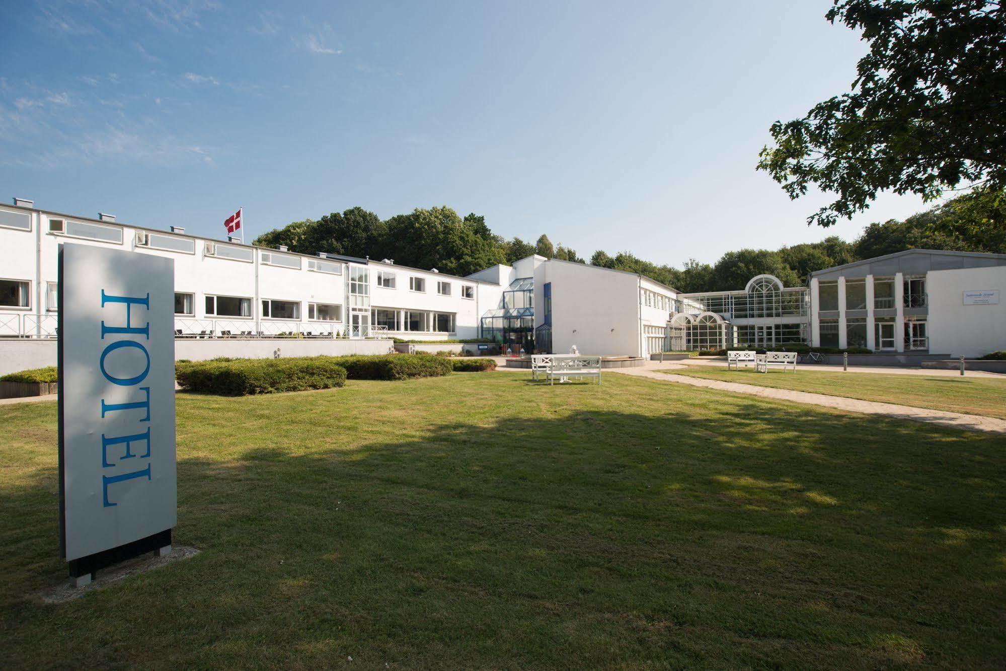 Hotel Juelsminde Strand Exterior foto